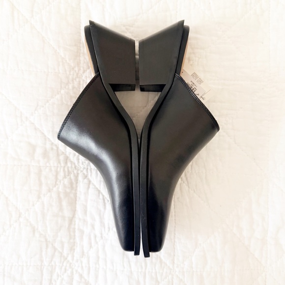 NEW Banana Republic Black Mules 7 NIB - Picture 5 of 10